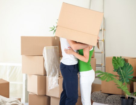 Stress-free moving experience with a removal truck in Watford